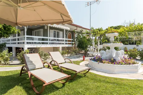 Ξαπλώστρες